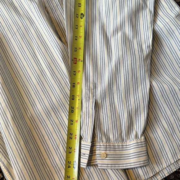 Vintage Gianni Versace dress shirt made in Italy size IT 52 - Picture 10 of 11